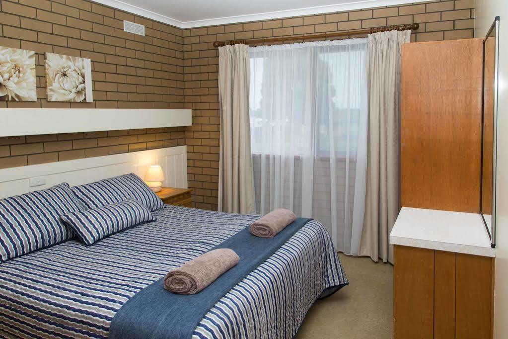Sandpiper Holiday Apartments Lakes Entrance Luaran gambar
